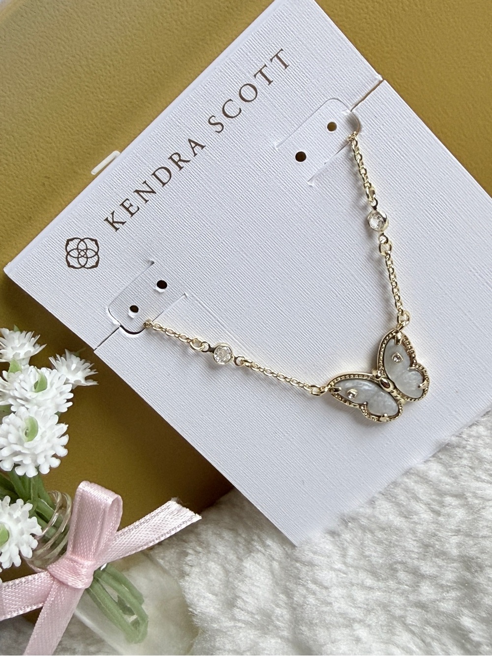Kendra Scott
Cailey Butterfly Short Pendant Necklace